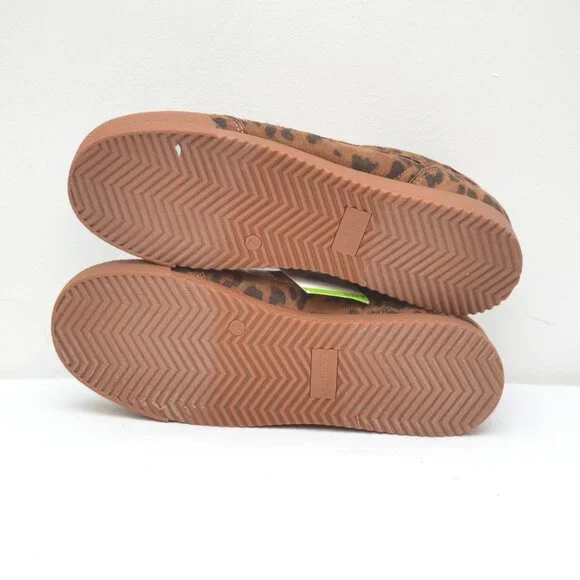 Steve Madden Women's Retro-Inspired Suede Sneaker BNWT - Picture 5 of 8